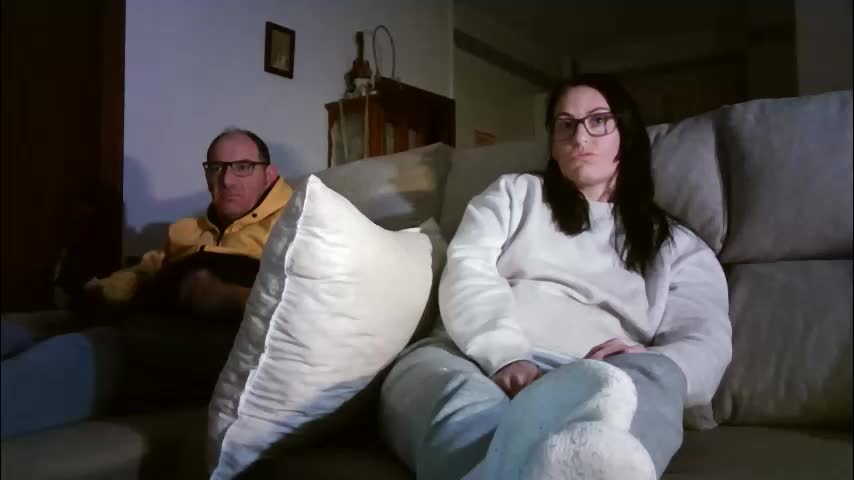 lolahueso Cam Model Chat March 13, 2026