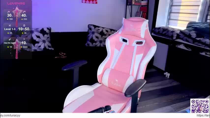 worldofllove Cam Model Chat March 13, 2026