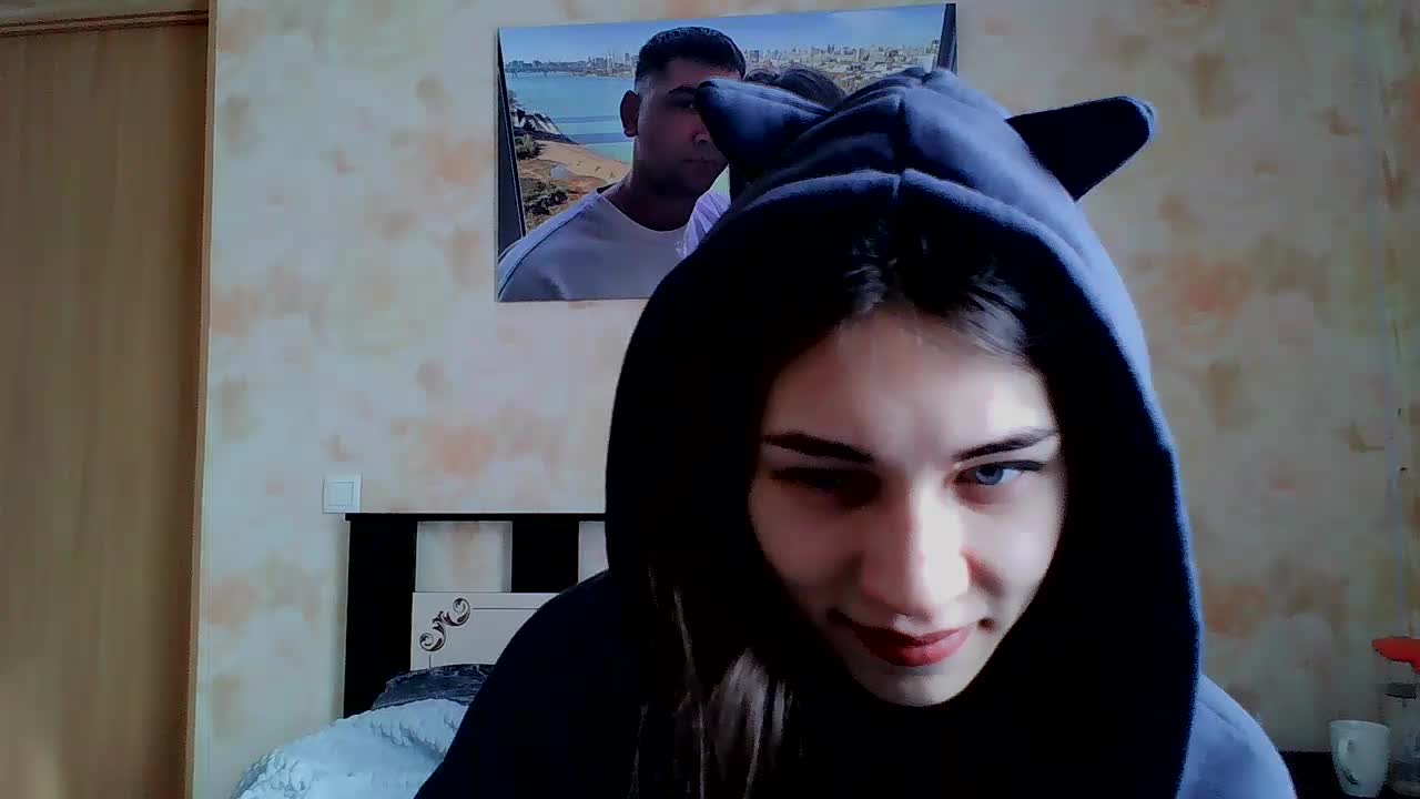 Kiitaa Cam Model Chat March 13, 2026