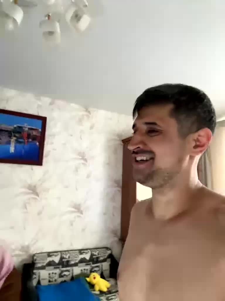 VIP17CoupleDream Cam Model Chat March 13, 2026