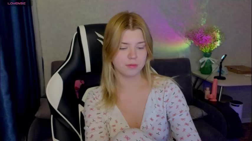 _kirieshka Cam Model Chat March 13, 2026