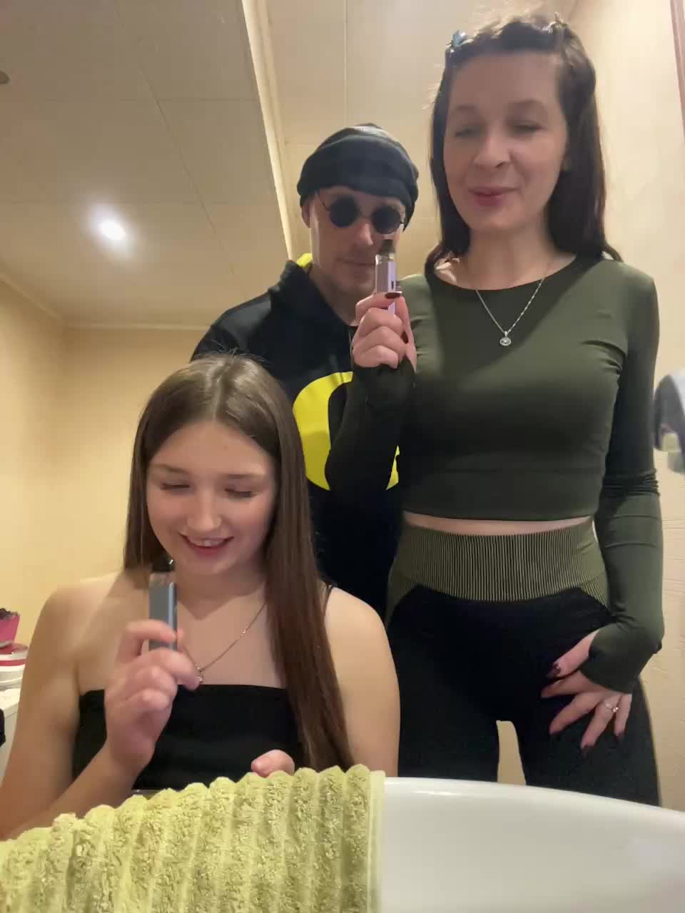 AHAHAC_HAXPEH_B_yHuTa3 Cam Model Chat March 13, 2026