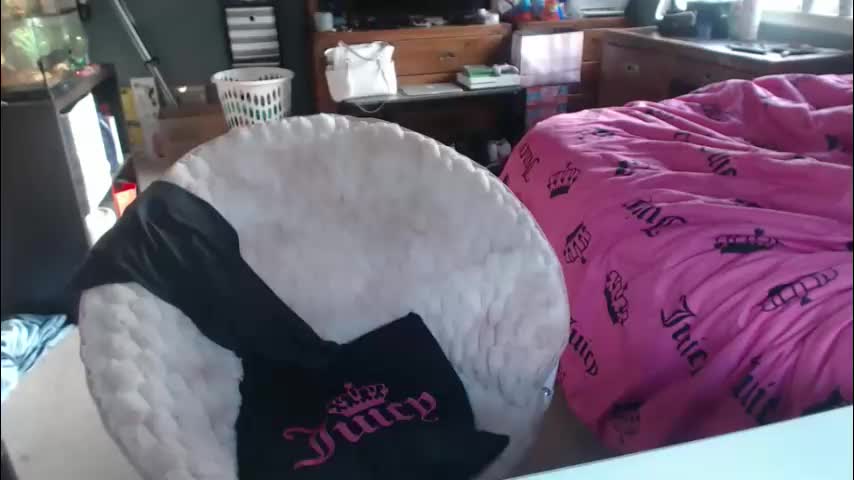 jadelondonxo Cam Model Chat March 14, 2026