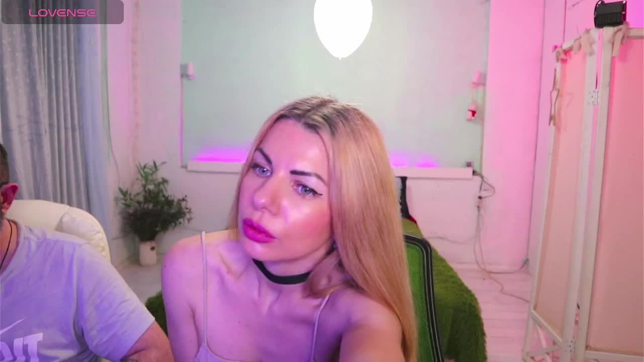 AlisaAleks Cam Model Chat March 14, 2026