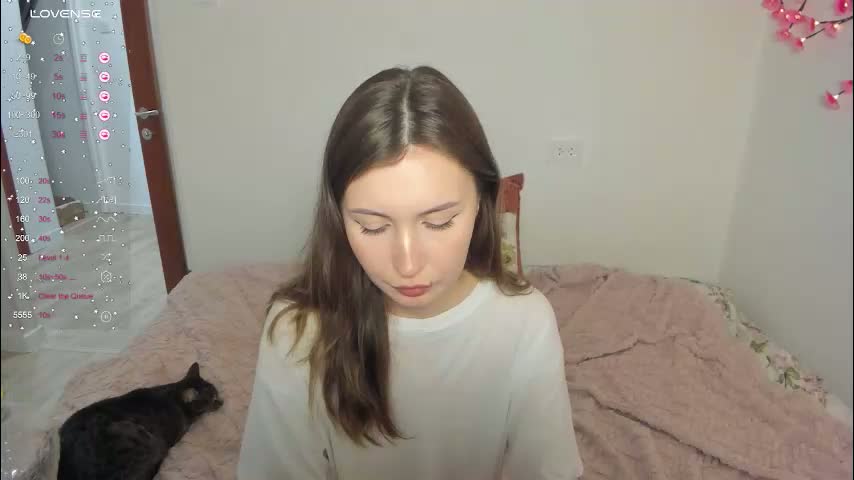 eumomino Cam Model Chat March 14, 2026