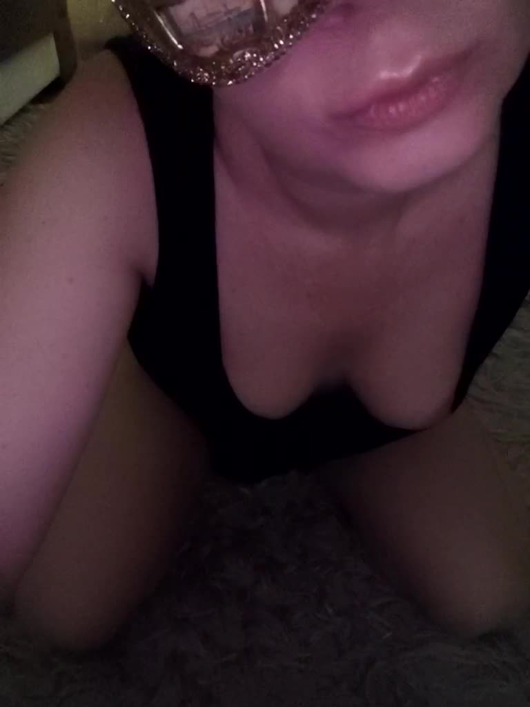 Koshkaxxx Cam Model Chat March 15, 2026