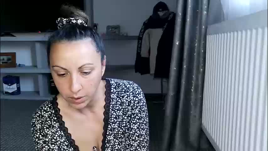 crazybrenda89 Cam Model Chat March 15, 2026