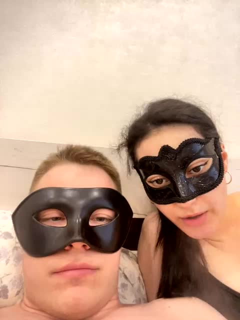 sweetduo111 Cam Model Chat March 15, 2026