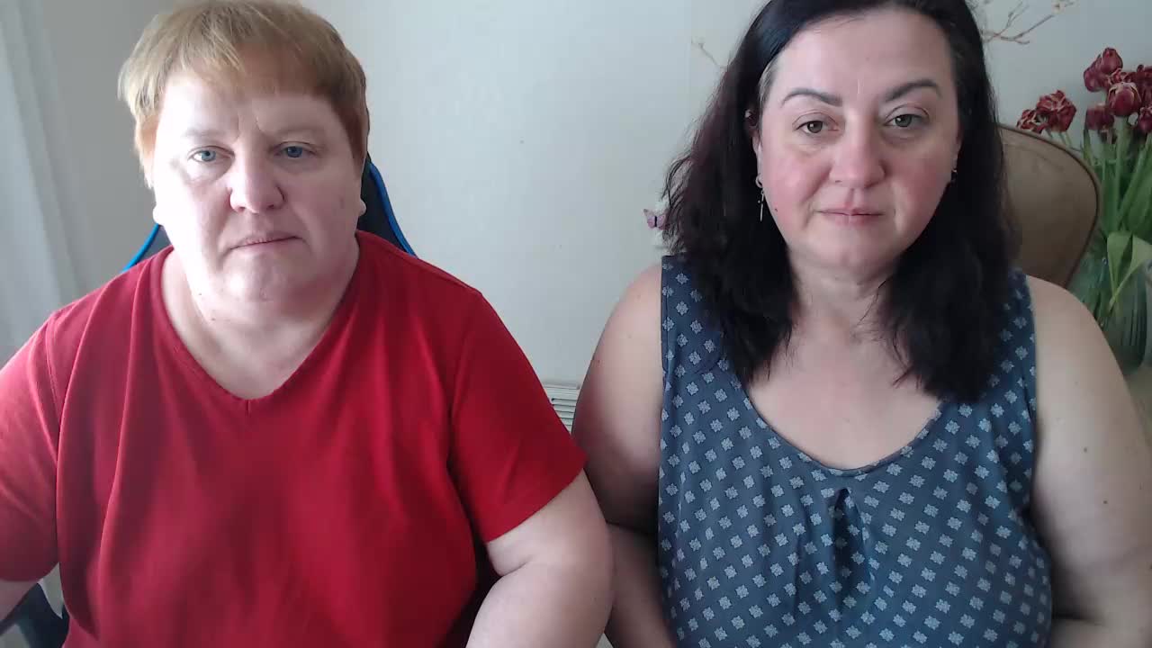 XMollyJaneEX Cam Model Chat March 15, 2026