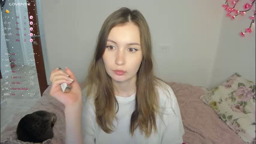 eumomino Cam Model Chat March 16, 2026