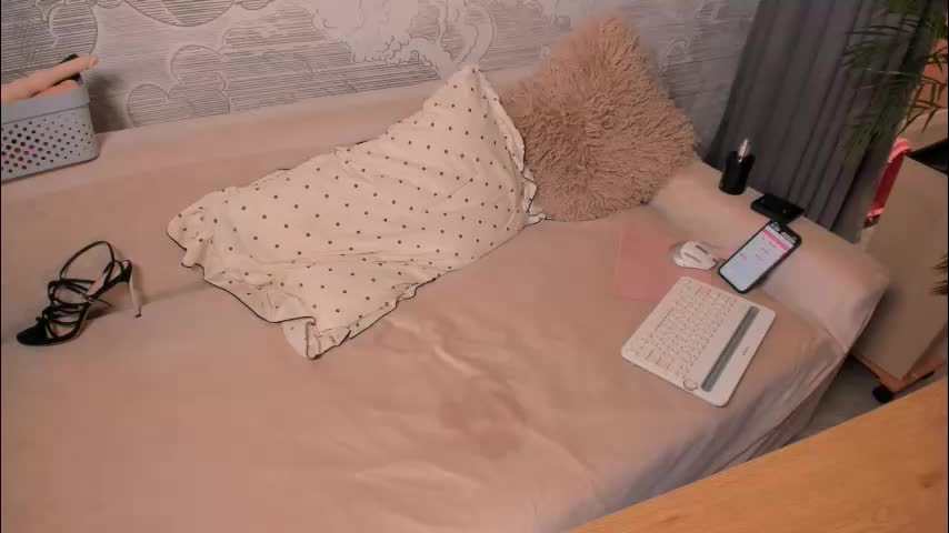 ohhh_yess Cam Model Chat March 16, 2026