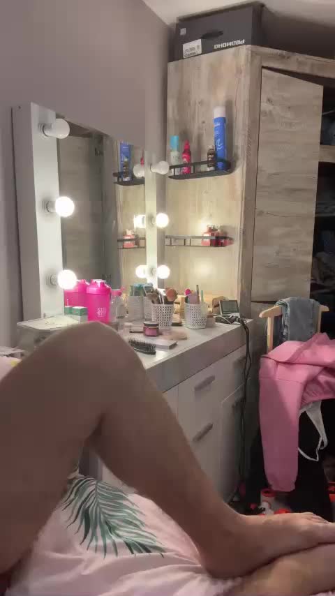 _Milashka_ Cam Model Chat March 16, 2026