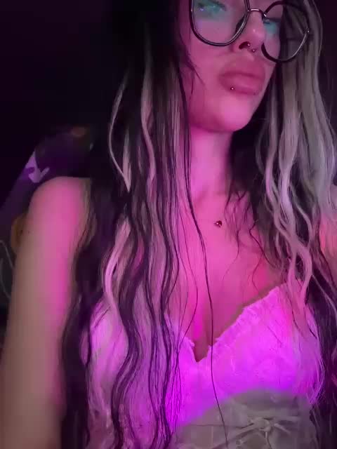 LeCriss Cam Model Chat March 16, 2026