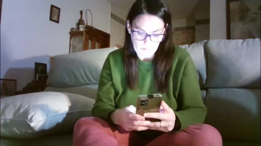 lolahueso Cam Model Chat March 17, 2026