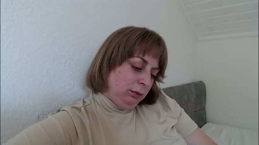 andorphina Cam Model Chat March 17, 2026