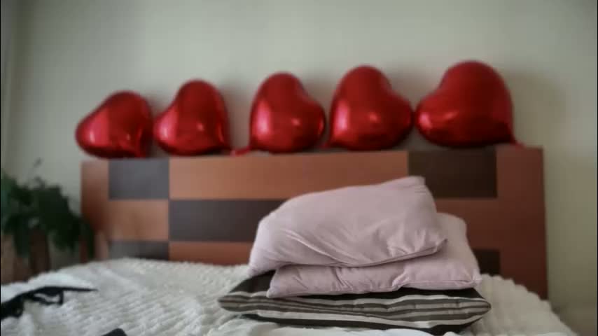 reddgiirll Cam Model Chat March 17, 2026