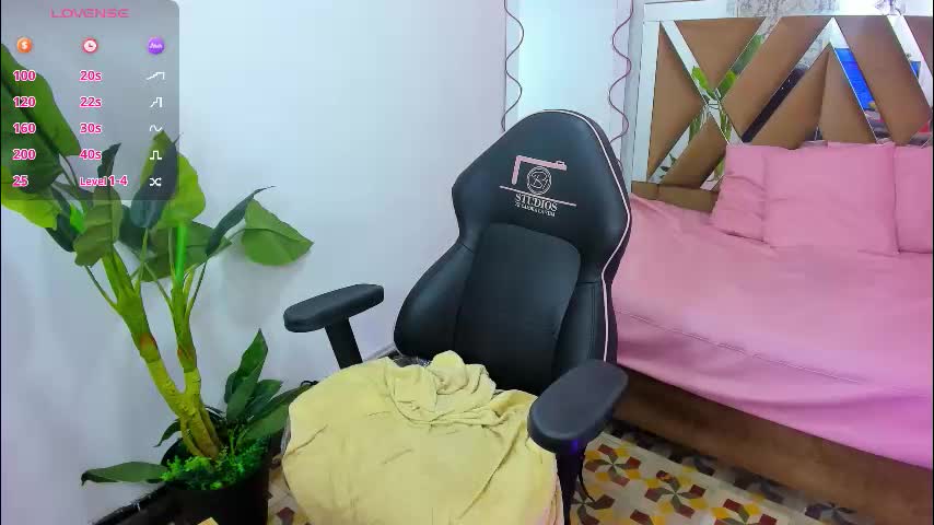 sharlot_tay Cam Model Chat March 17, 2026