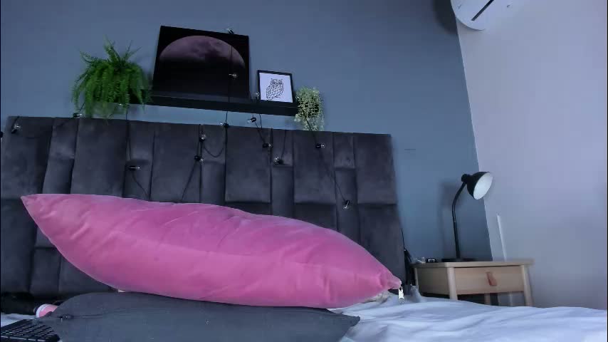 dulceaurora_ Cam Model Chat March 17, 2026