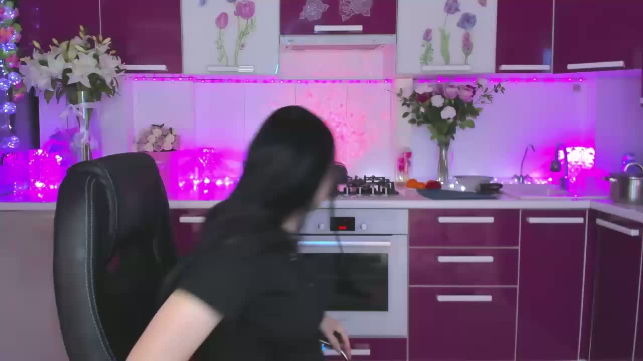 Olivija2020 Cam Model Chat March 17, 2026