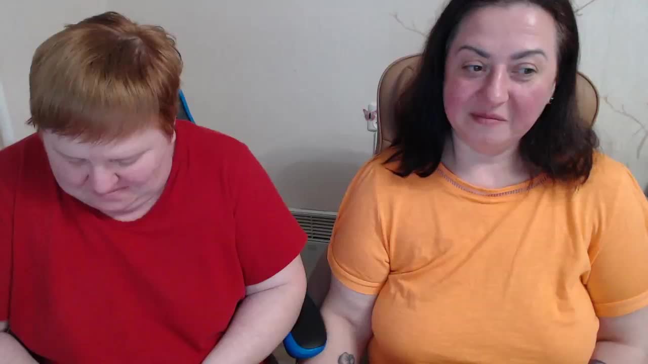 XMollyJaneEX Cam Model Chat March 18, 2026