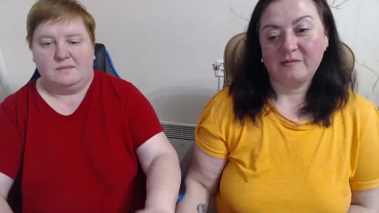 XMollyJaneEX Cam Model Chat March 18, 2026