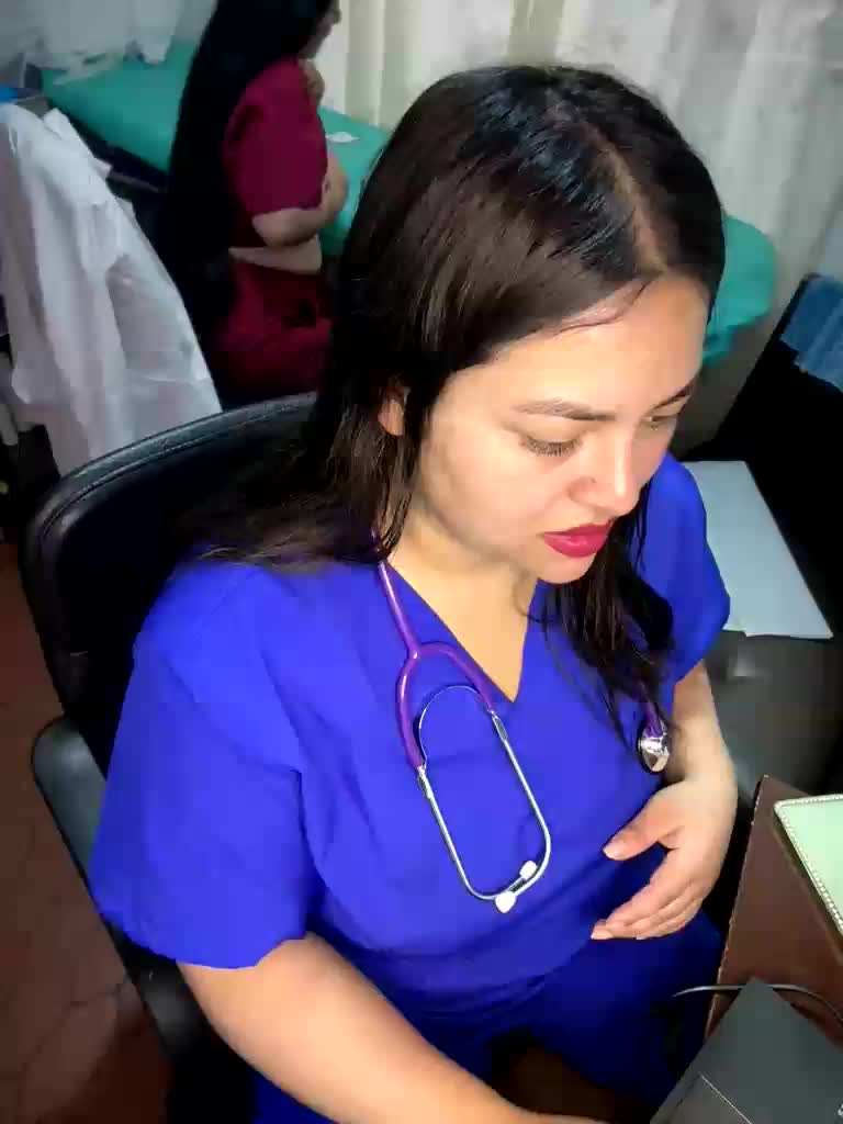 IVON-2609 Cam Model Chat March 18, 2026