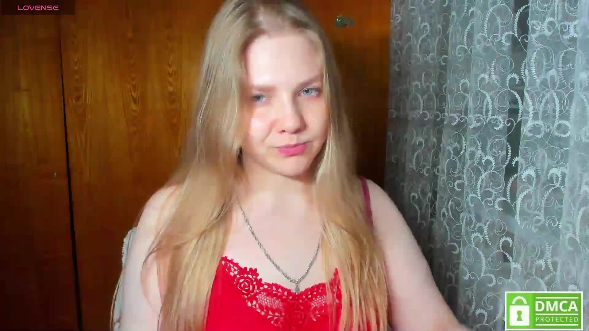 Emma-Frizea Cam Model Chat March 18, 2026