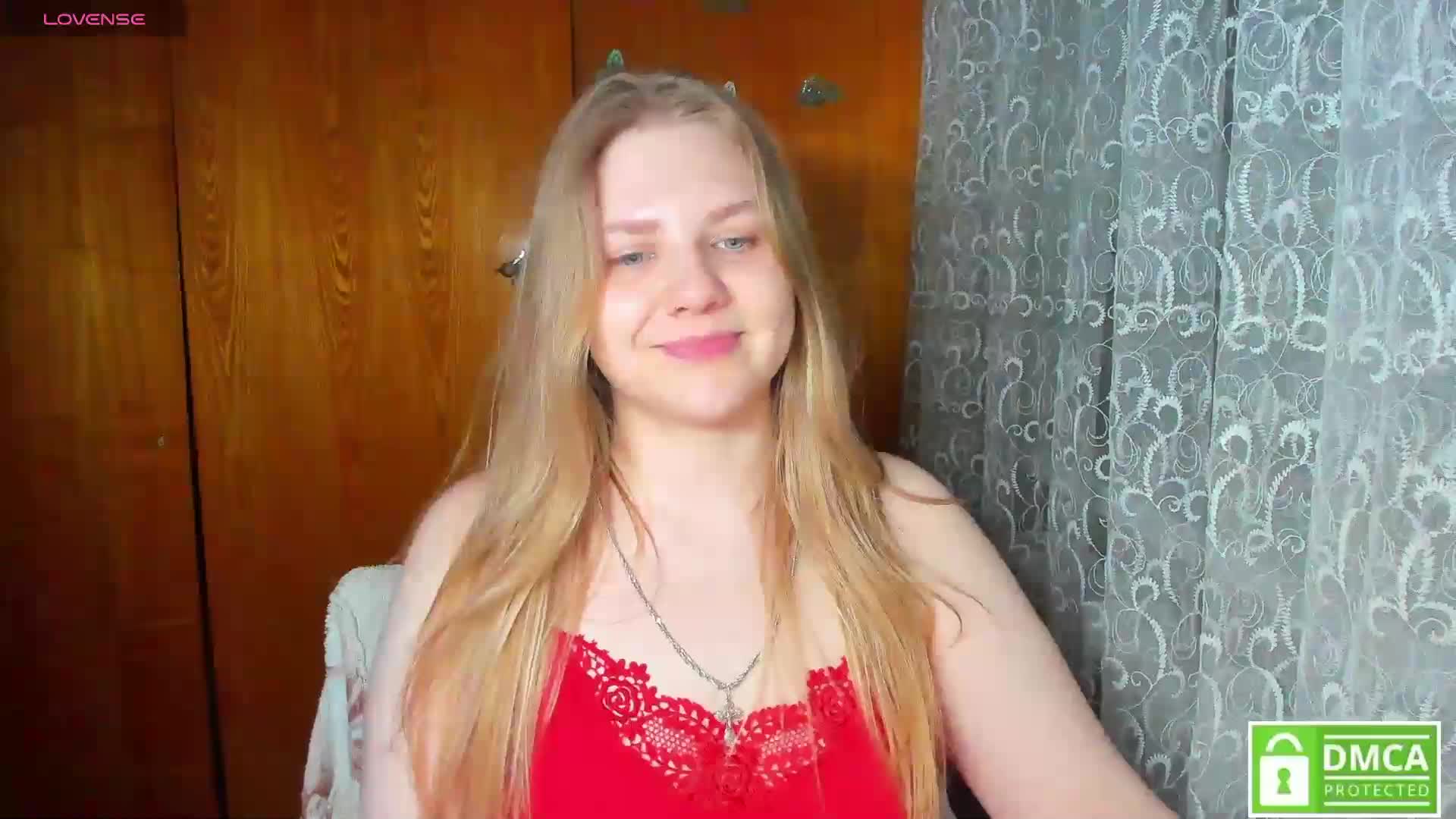 Emma-Frizea Cam Model Chat March 18, 2026