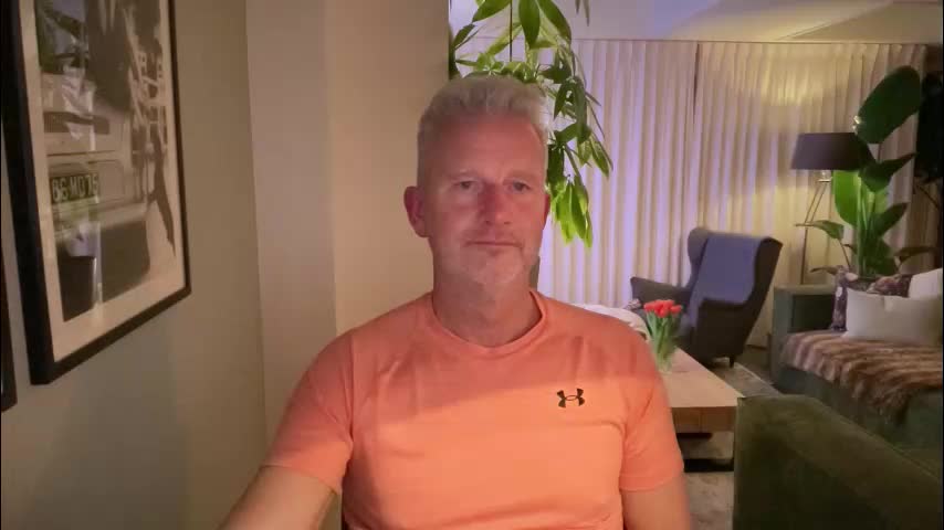 eronas74 Cam Model Chat March 18, 2026