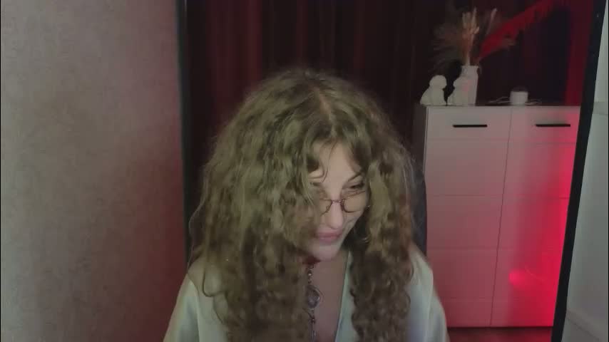 bella_swonn_ Cam Model Chat March 18, 2026