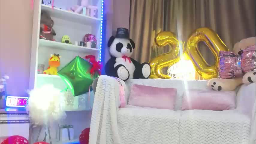 ari3el Cam Model Chat March 18, 2026
