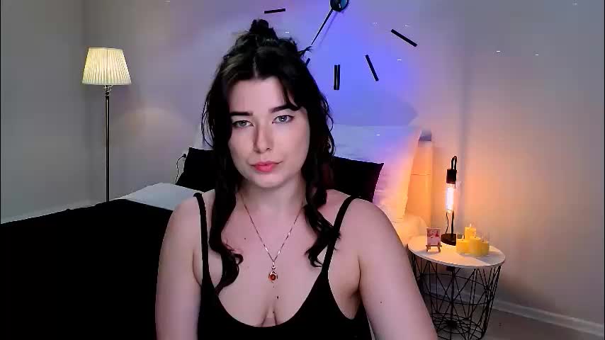 buckssbunny Cam Model Chat March 18, 2026