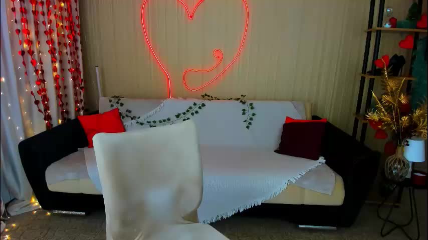 sensitiveheartt Cam Model Chat March 18, 2026
