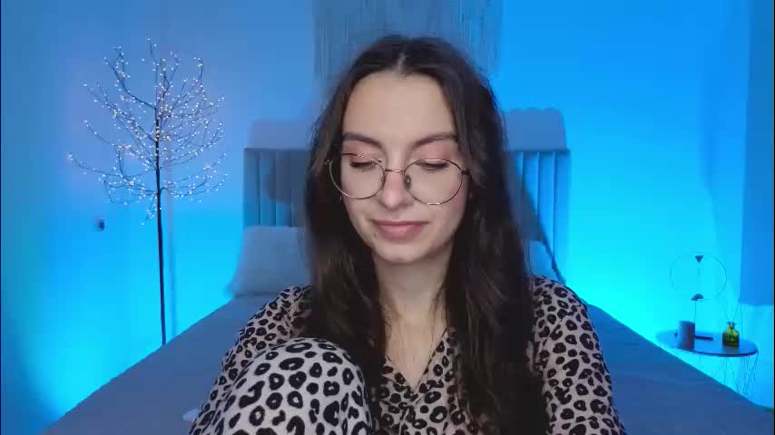 l1ttle_angel__ Cam Model Chat March 19, 2026