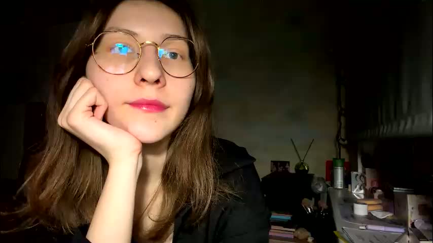 renayreisdorf Cam Model Chat March 19, 2026