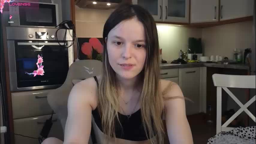 lily_and_jake Cam Model Chat March 19, 2026