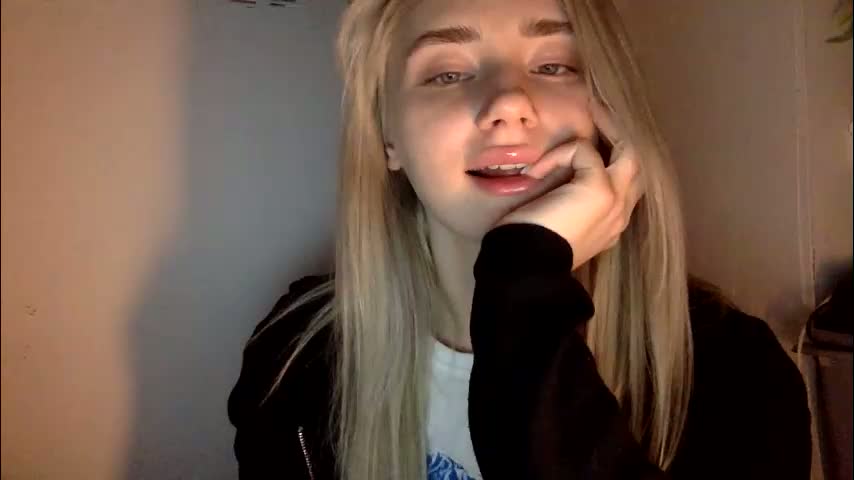 musescorner Cam Model Chat March 19, 2026