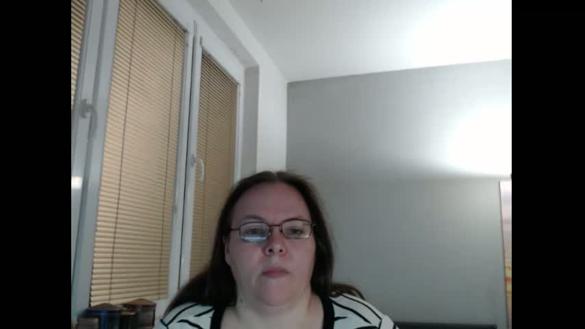 sweetboobs85h Cam Model Chat March 19, 2026