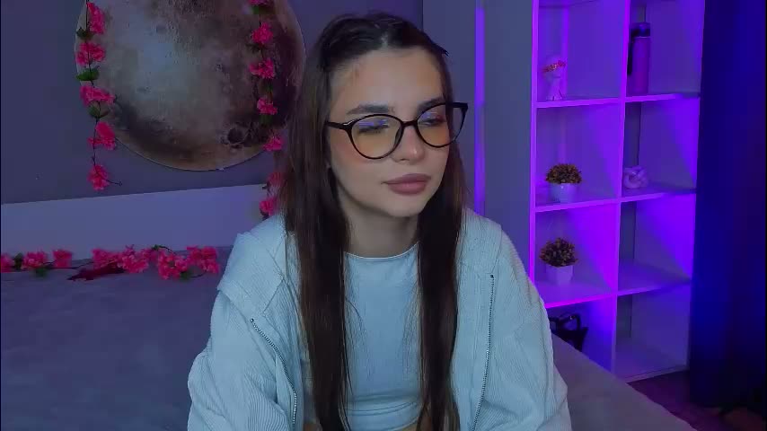 leandraconcatelli Cam Model Chat March 19, 2026