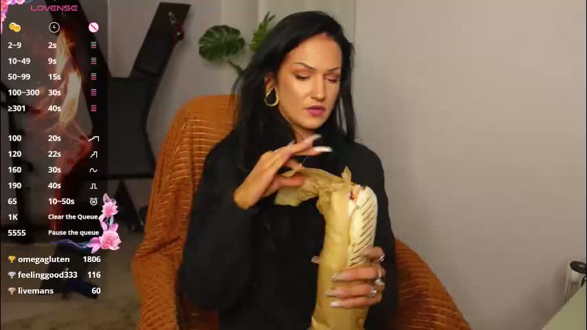 agelina_summer Cam Model Chat March 19, 2026