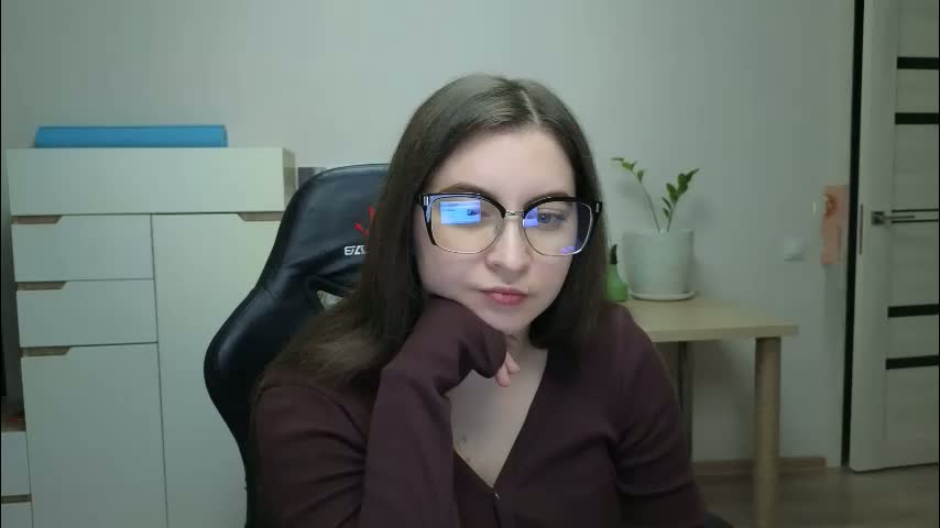 alice_________________________ Cam Model Chat March 19, 2026