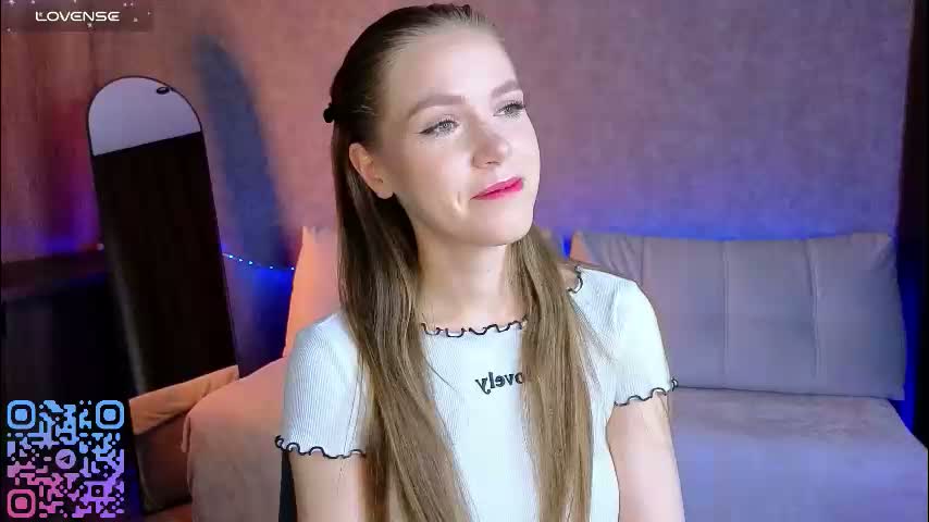 melee_eva Cam Model Chat March 19, 2026