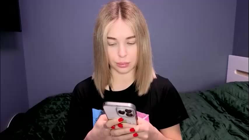 yourcookiee Cam Model Chat March 19, 2026