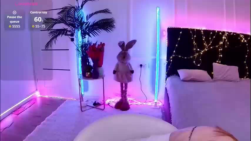alisa_woood Cam Model Chat March 19, 2026