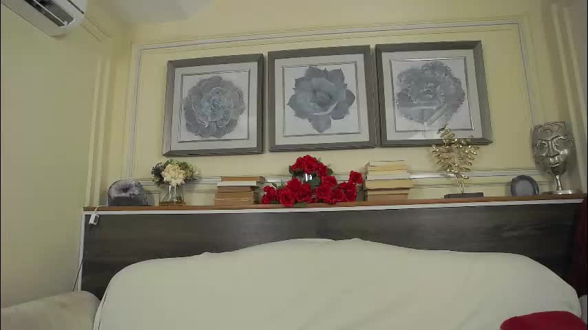 hellendesire Cam Model Chat March 19, 2026