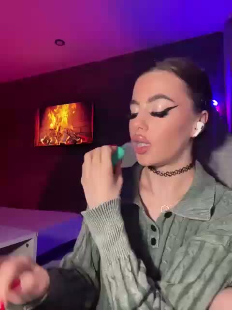 HotGirlEva Cam Model Chat March 19, 2026