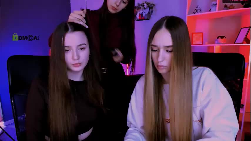 _mila_fire Cam Model Chat March 19, 2026