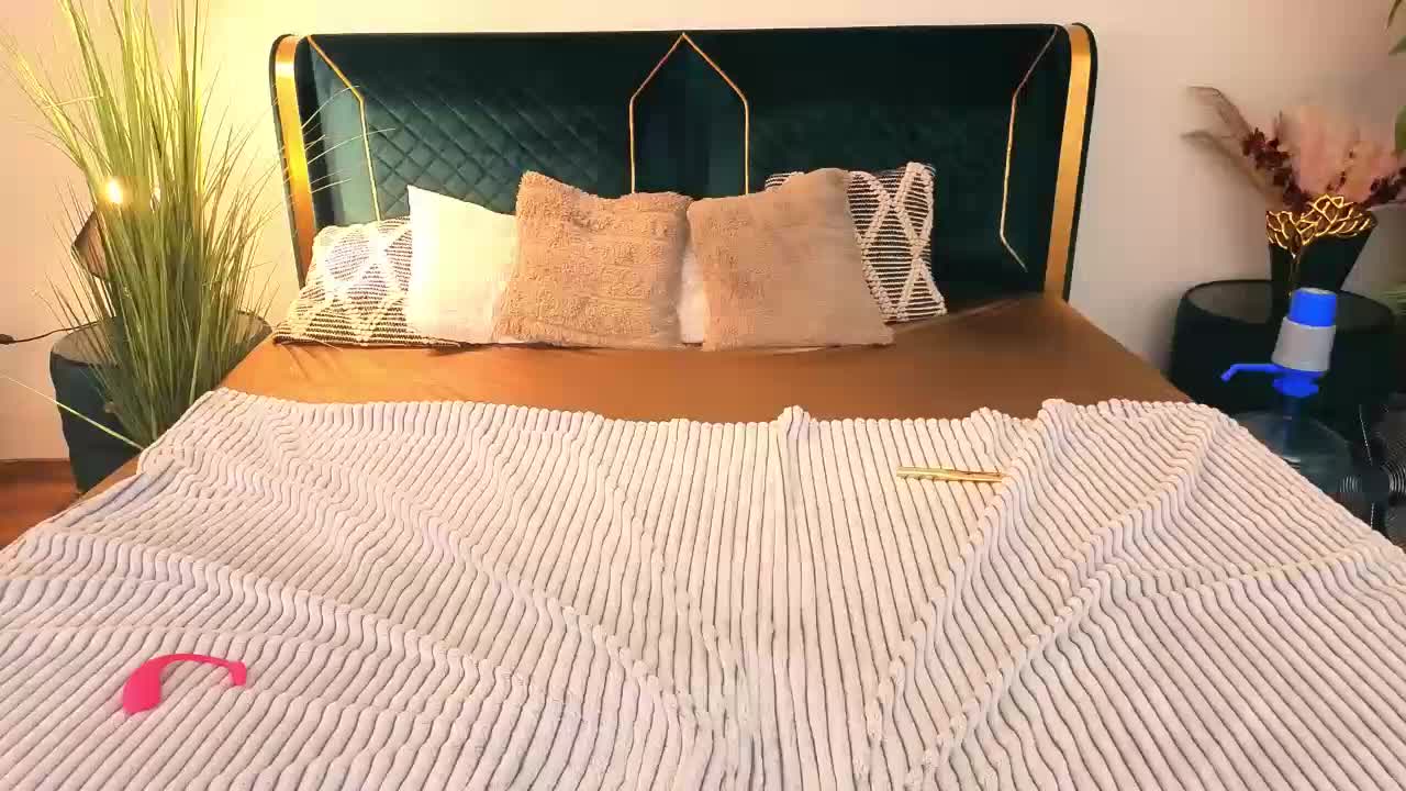 PamelaXXs Cam Model Chat March 19, 2026