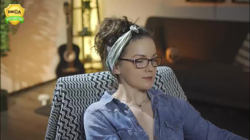 tiffanyriox Cam Model Chat March 20, 2026