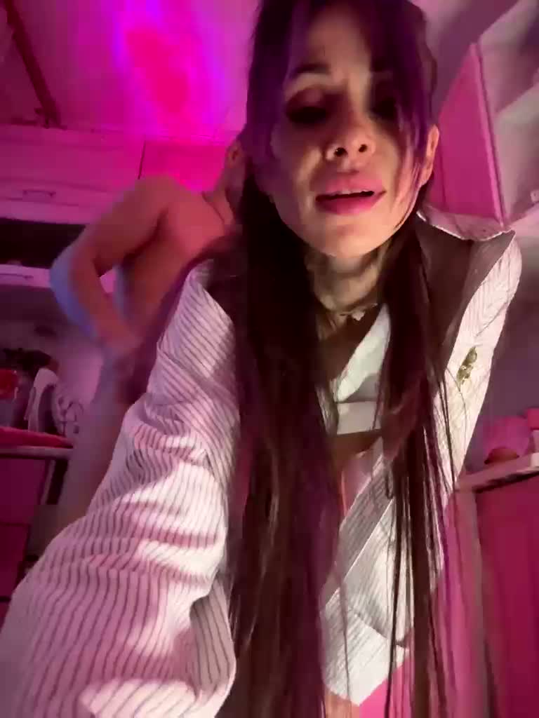 VIP17CoupleDream Cam Model Chat March 21, 2026